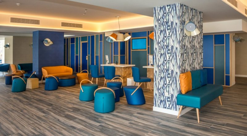 Tenerife Costa Adeje utazás Hovima La Pinta Beachfront Family Hotel