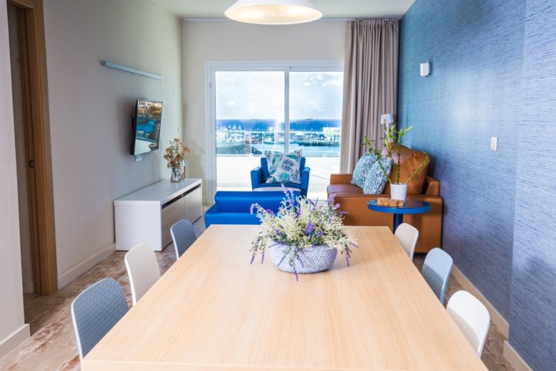 Tenerife Costa Adeje utazás Hovima La Pinta Beachfront Family Hotel