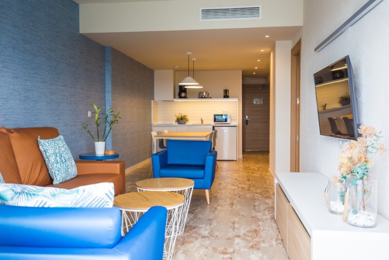 Tenerife Costa Adeje utazás Hovima La Pinta Beachfront Family Hotel