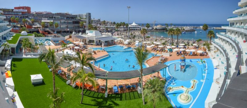 Tenerife Costa Adeje utazás Hovima La Pinta Beachfront Family Hotel
