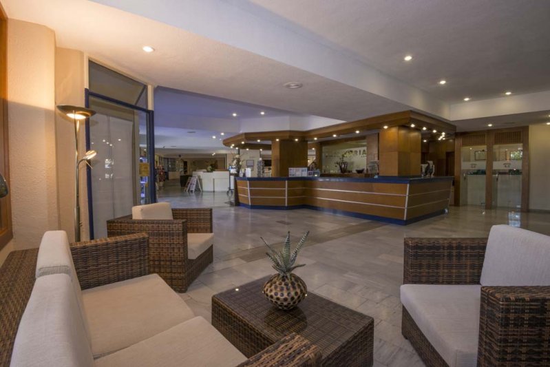 Tenerife Costa Adeje utazás Hovima Santa Maria