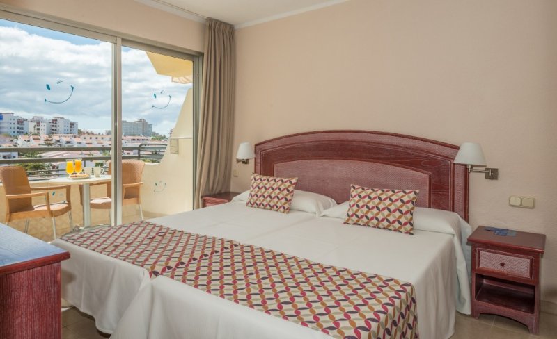 Tenerife Costa Adeje utazás Hovima Santa Maria