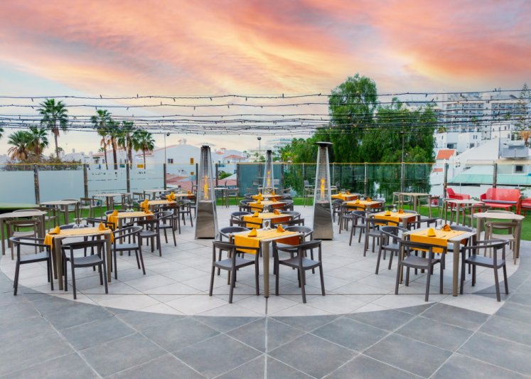 Tenerife Costa Adeje utazás Hovima Santa Maria