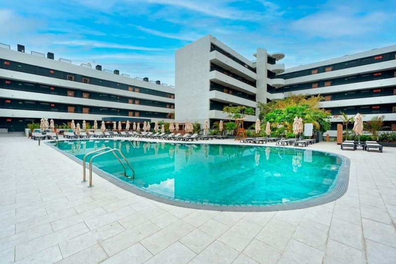 Tenerife utazás Hovima Suites Costa Adeje