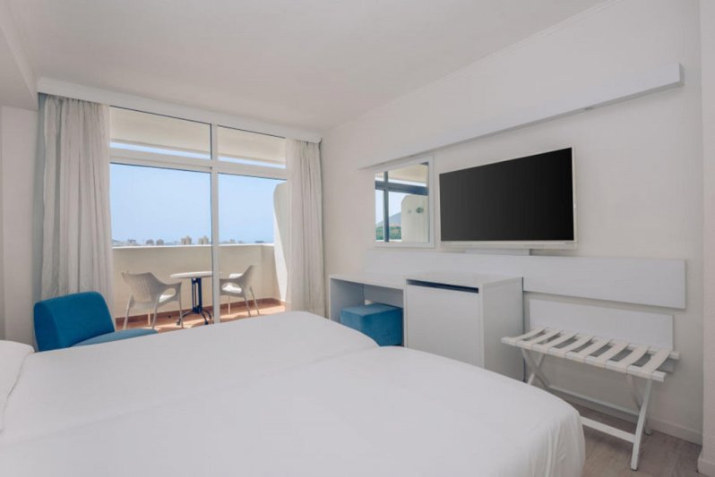 Tenerife utazás Iberostar Waves Bouganville Playa