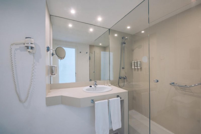 Tenerife utazás Iberostar Waves Bouganville Playa