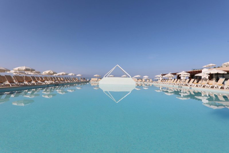 Tenerife utazás Iberostar Waves Bouganville Playa