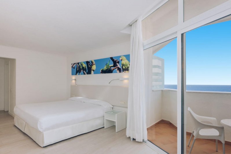 Tenerife utazás Iberostar Waves Bouganville Playa