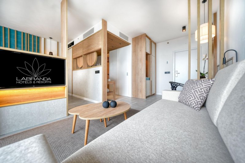 Tenerife Costa Adeje utazás Labranda Suites