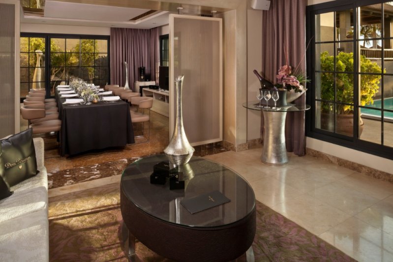 Red Level At Gran Melia Palacio De Isora Tenerife