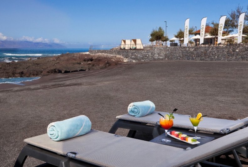Red Level At Gran Melia Palacio De Isora Tenerife