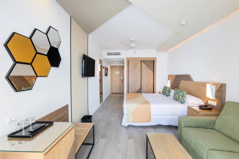 Tenerife Playa de Las Americas utazás Riu Buenavista