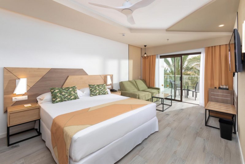 Tenerife Playa de Las Americas utazás Riu Buenavista