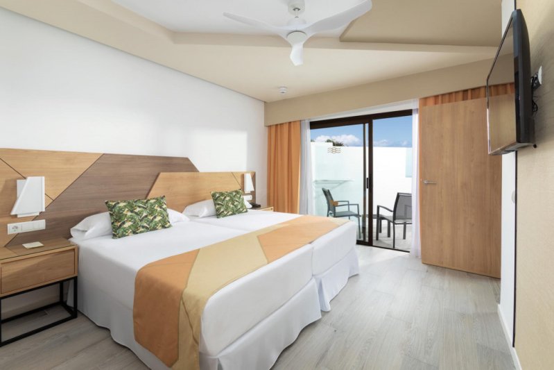 Tenerife Playa de Las Americas utazás Riu Buenavista