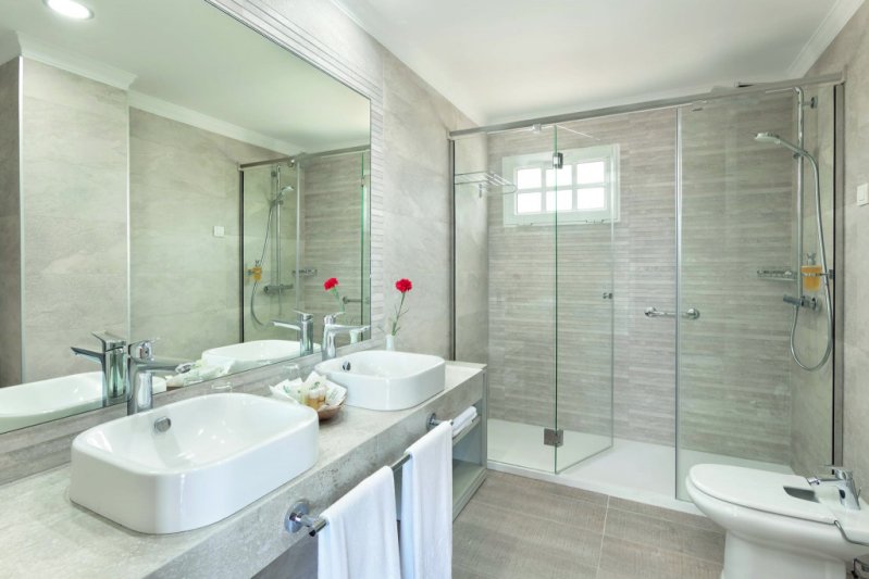 Tenerife Puerto de La Cruz utazás Riu Garoe