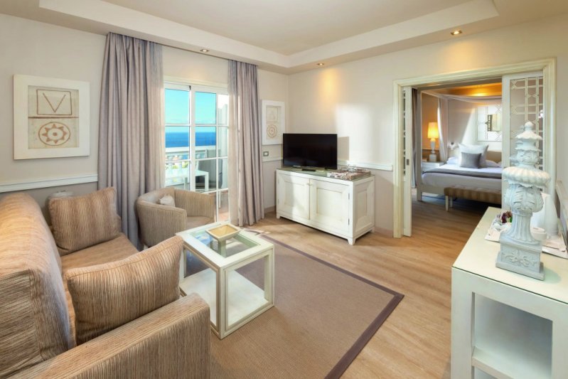 Tenerife Puerto de La Cruz utazás Riu Garoe