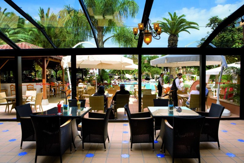 Tenerife Puerto de La Cruz utazás Riu Garoe