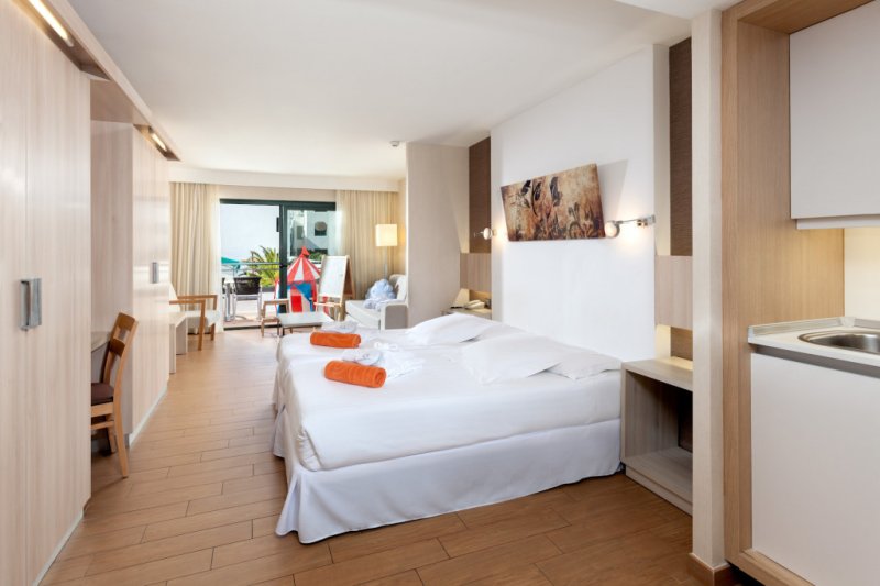 Lanzarote utazás Thb Lanzarote Beach