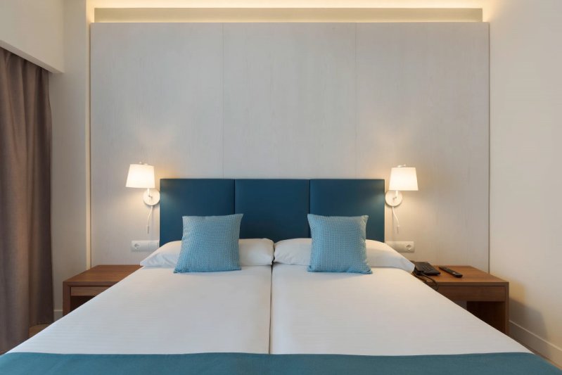 Menorca utazás Alua Illa De Menorca