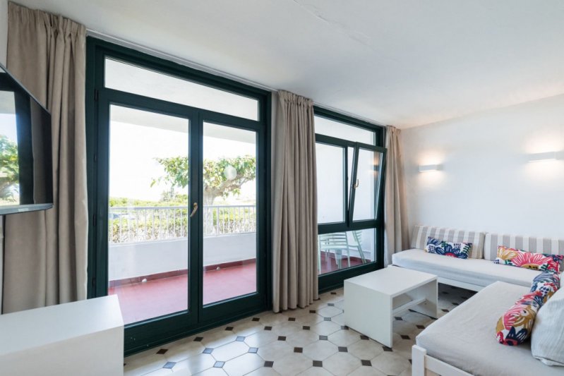 Menorca utazás Beach Club Menorca