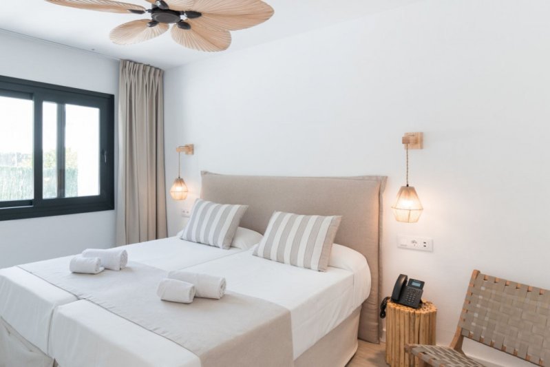 Menorca utazás Beach Club Menorca