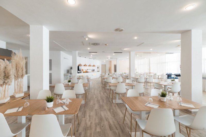 Menorca utazás Beach Club Menorca