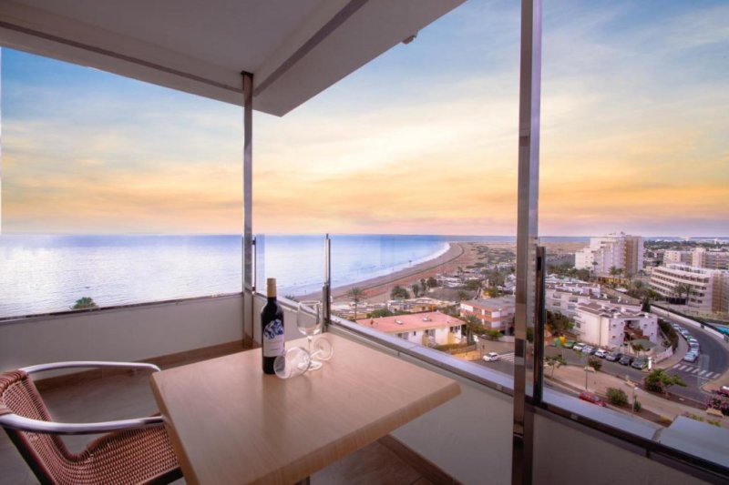 Hl Suitehotel Playa Del Ingles - Adults Only Gran Canaria