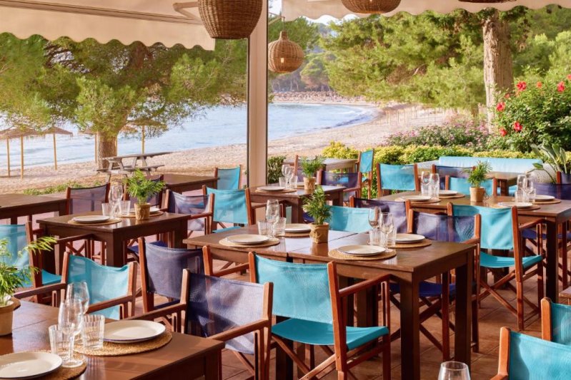 Menorca utazás Melia Cala Galdana