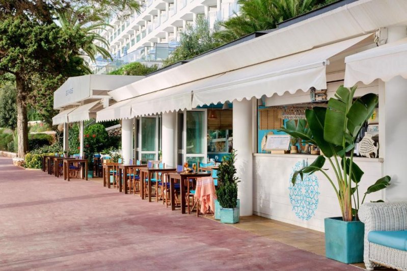 Menorca utazás Melia Cala Galdana