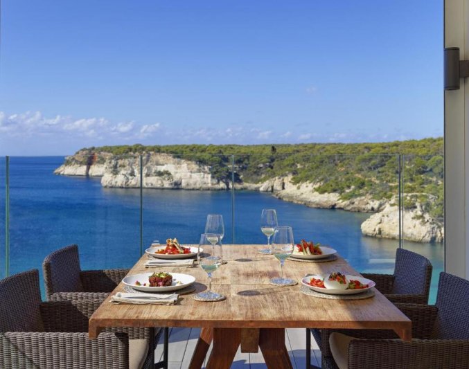 Menorca utazás Melia Cala Galdana