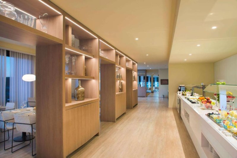 Menorca utazás Melia Cala Galdana