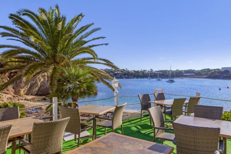 Menorca utazás White Sands Beach Club