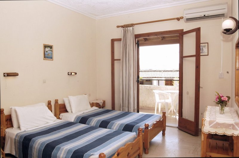 Korfu Moraitika utazás Romantica Apartment Hotel