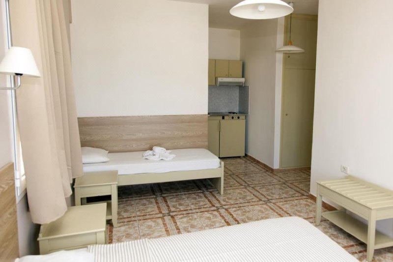 Kréta Agia Marina utazás Mithos Apartman