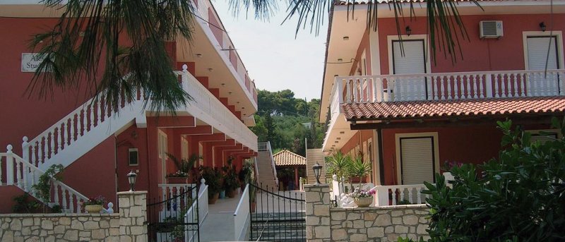 Zakynthos Laganas utazás Alex Stúdiók