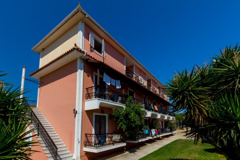 Zakynthos Laganas utazás Socrates Apartman