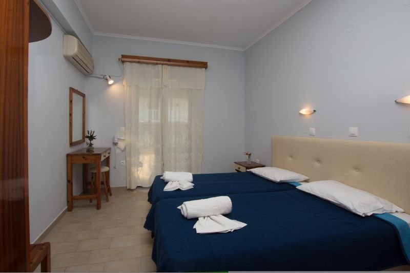 Zakynthos Laganas utazás Villa Phoenix Stúdiók