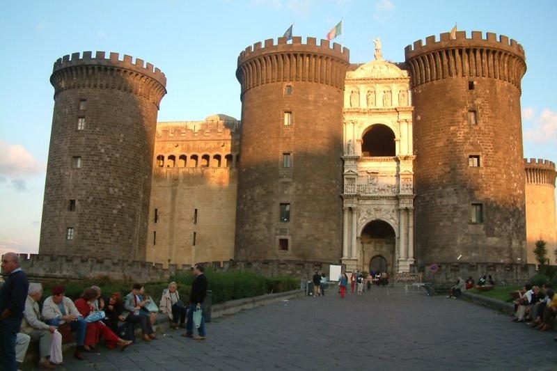 4 napos városlátogatás Nápolyban - Hotel ****