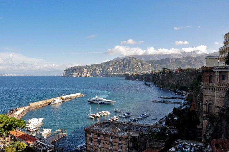 4 napos városlátogatás Nápolyban - Hotel ****