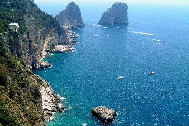 4 napos városlátogatás Nápolyban - Hotel ***