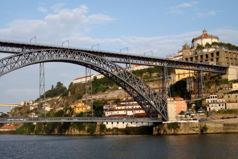 Portugál körút utazás 4 napos városlátogatás Portoban 3* Hotel