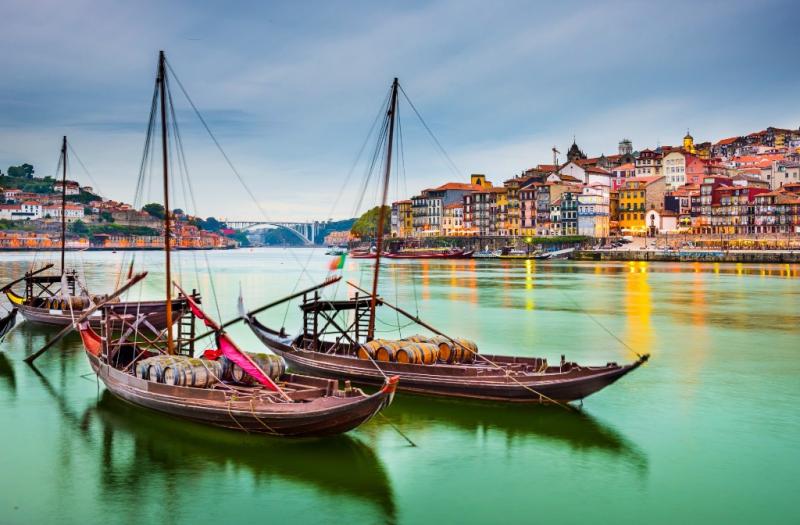 Portugál körút utazás 4 napos városlátogatás Portoban 3* Hotel