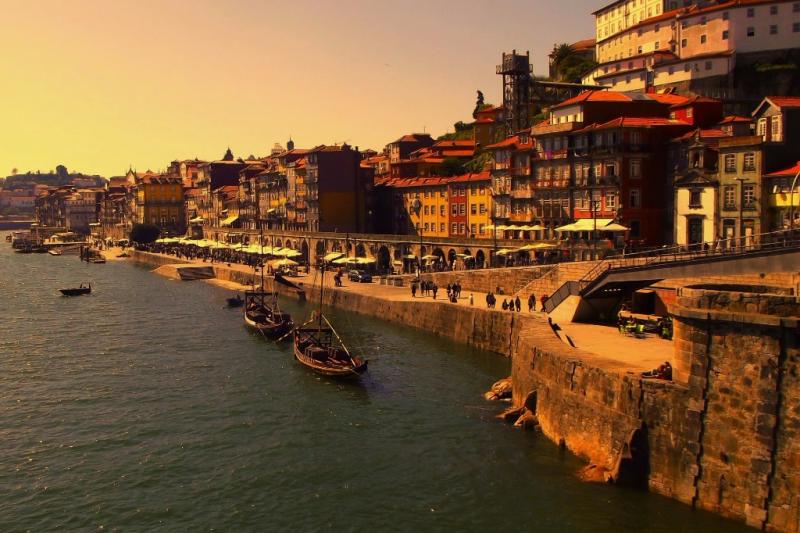 Portugál körút utazás 4 napos városlátogatás Portoban 3* Hotel
