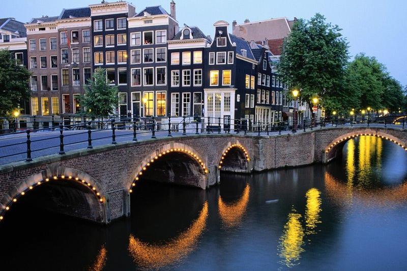 Amsterdam utazás 5 napos városlátogatás Amszterdamban 4* Hotel