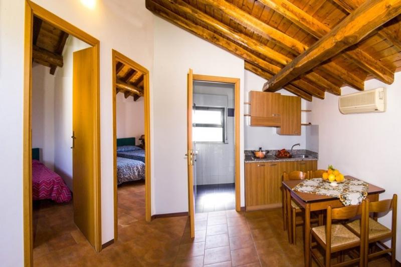 Szicília Giardini Naxos utazás Aparthotel Villaggio Alkantara