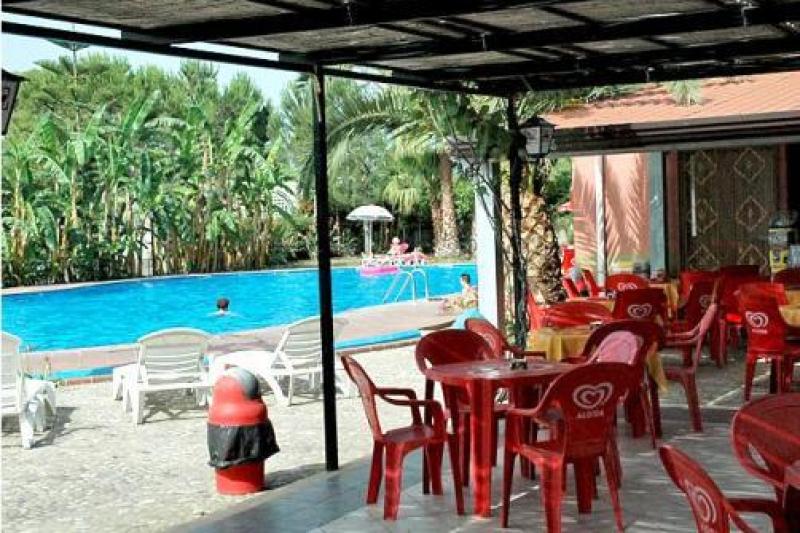 Szicília Giardini Naxos utazás Aparthotel Villaggio Alkantara