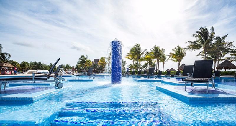 Mexikó utazás Blue Bay Grand Esmeralda