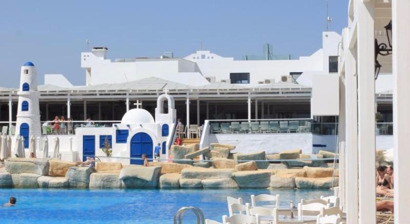 Dél-Ciprus Ayia Napa utazás Callisto Holiday Village