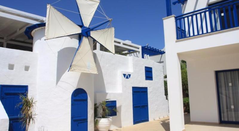 Dél-Ciprus Ayia Napa utazás Callisto Holiday Village