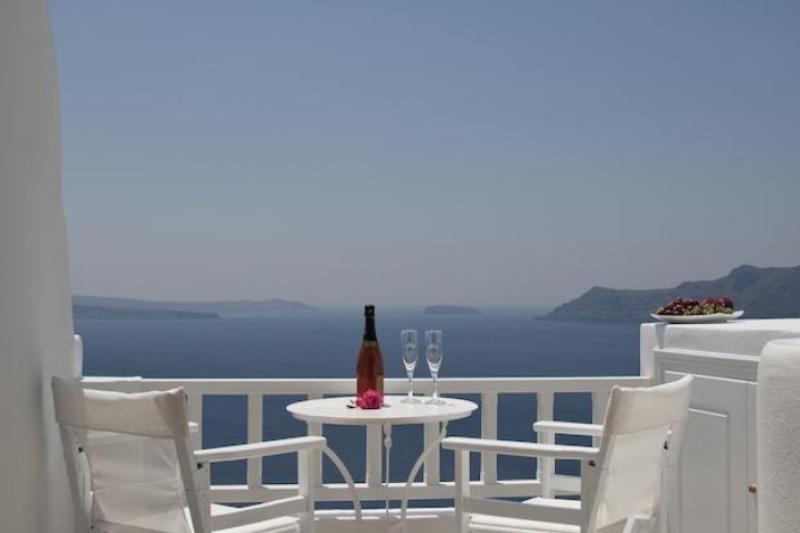 Szantorini Oia utazás Delfini Villas Aparthotel